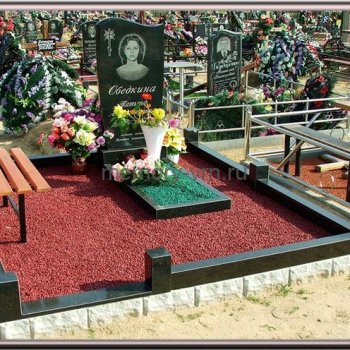 Цоколи и ограды