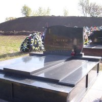 Цоколи и ограды