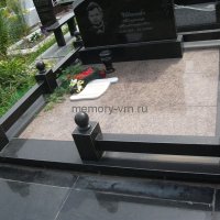 Цоколи и ограды