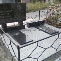 Цоколи и ограды