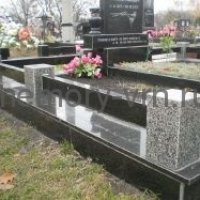 Цоколи и ограды