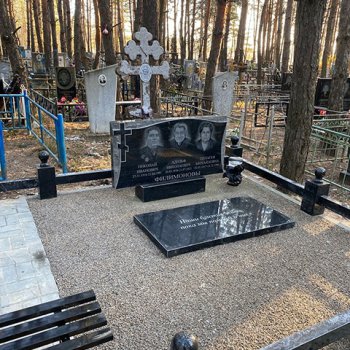 Гранитные памятники