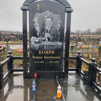Гранитные памятники
