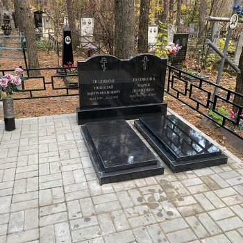 Гранитные памятники
