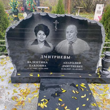 Гранитные памятники