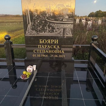 Гранитные памятники