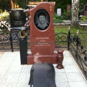 Гранитные памятники