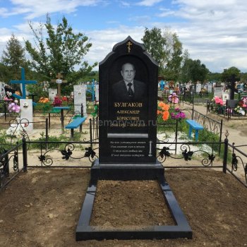 Гранитные памятники