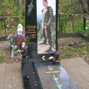 Гранитные памятники