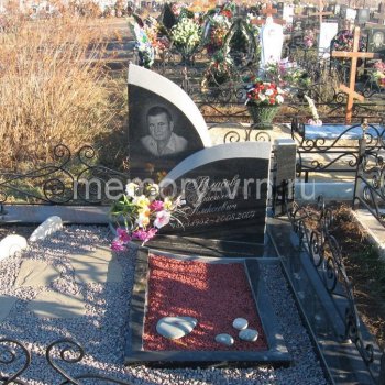 Гранитные памятники