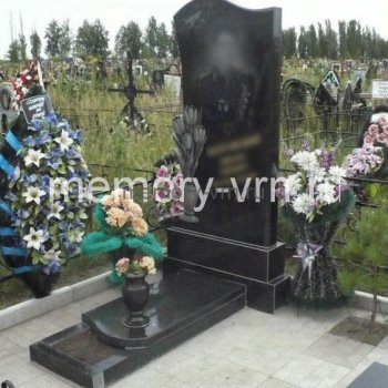 Гранитные памятники