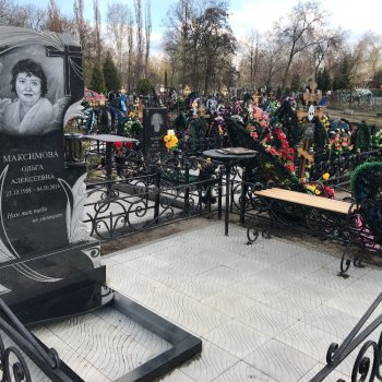 Гранитные памятники