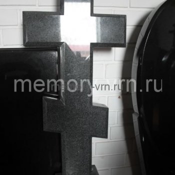 Гранитные памятники