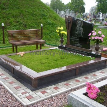 Гранитные памятники