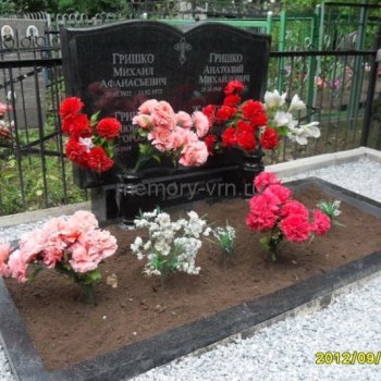 Гранитные памятники