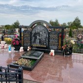 Гранитные памятники