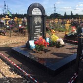 Гранитные памятники