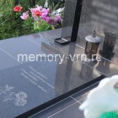 Гранитные памятники