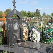 Гранитные памятники