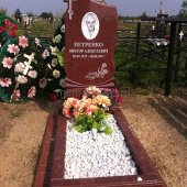 Гранитные памятники