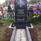 Гранитные памятники