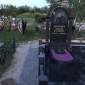Гранитные памятники