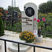 Гранитные памятники