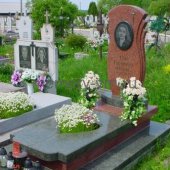Гранитные памятники
