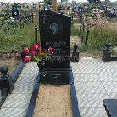Гранитные памятники