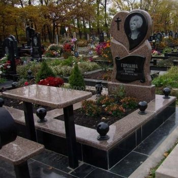 Изготовление гранитных комплексов в Воронеже