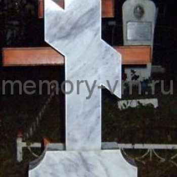 Заказать памятники из мрамора в Воронеже