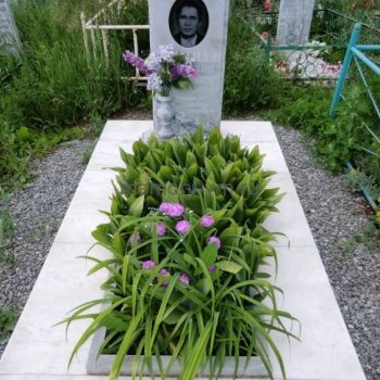 Заказать памятники из мрамора в Воронеже