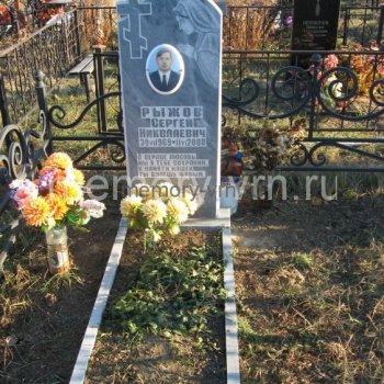 Заказать памятники из мрамора в Воронеже