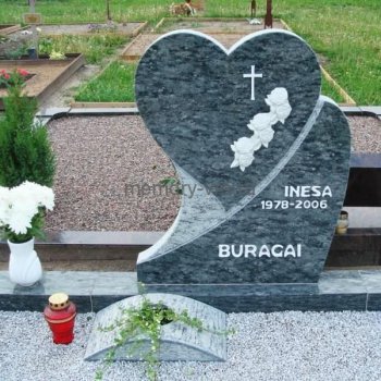 Заказать памятники из мрамора в Воронеже