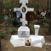 Заказать памятники из мрамора в Воронеже