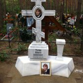 Заказать памятники из мрамора в Воронеже