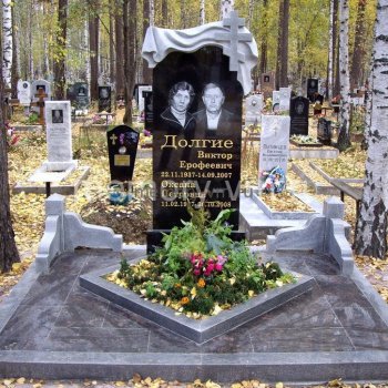 Оформление памятников сусальным золотом